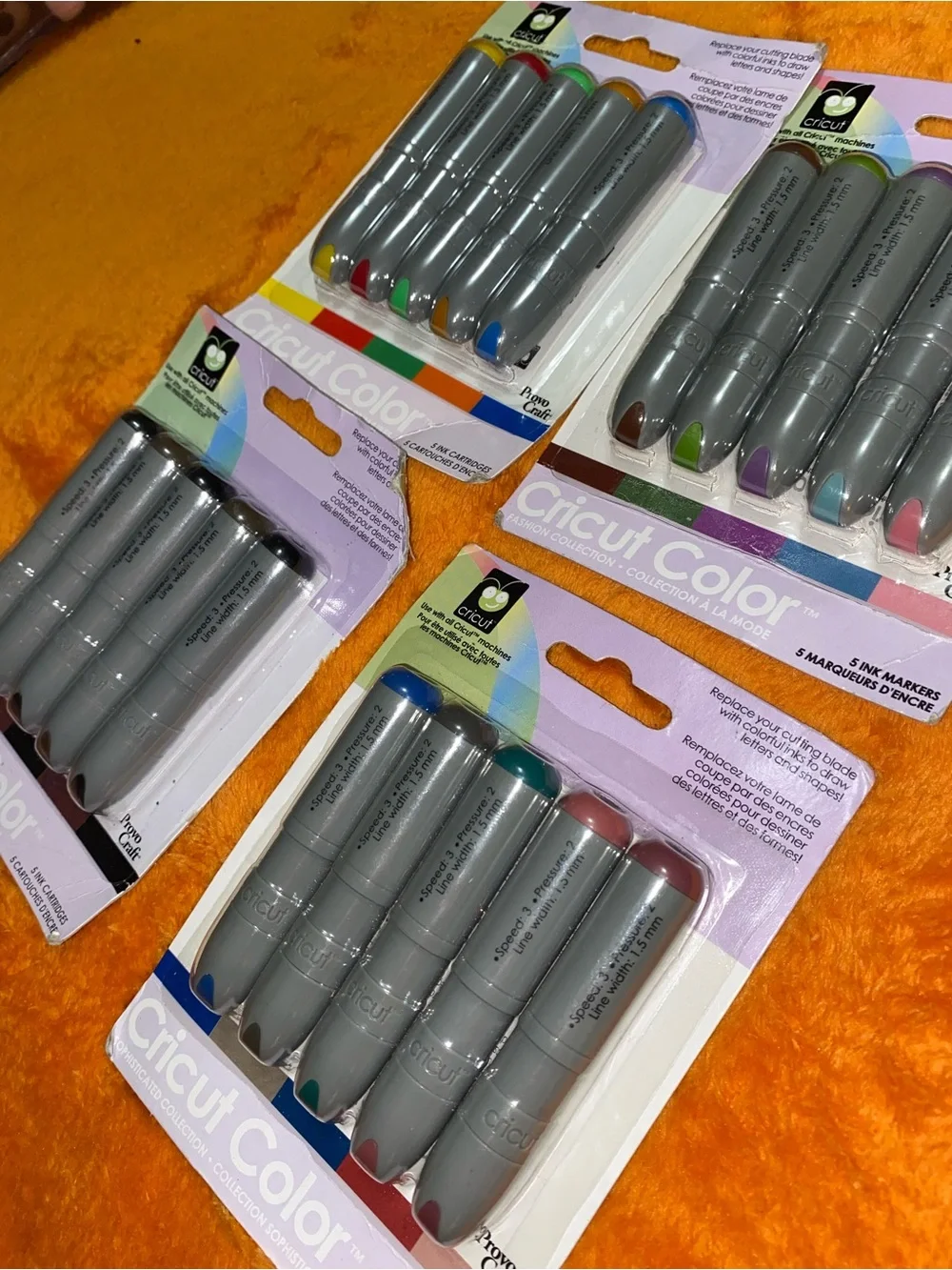 Cricut Color Marker Packs - Silver Bodies with Red, Yellow, Green, Blue, Purple